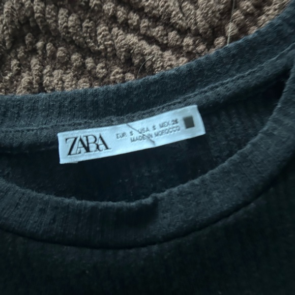 Zara Frilly Sleeve Top - Picture 2 of 2